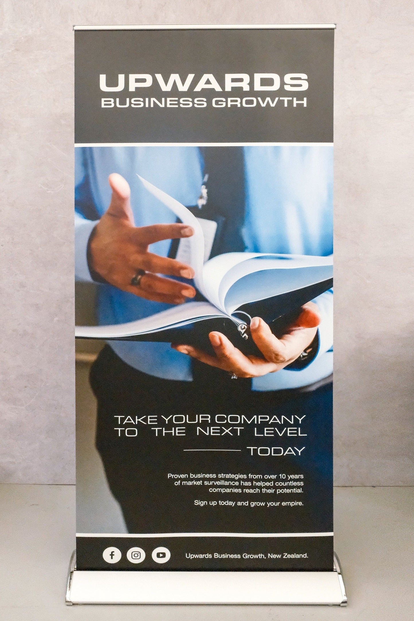 Prestige Pull Up Banner Silver Frame